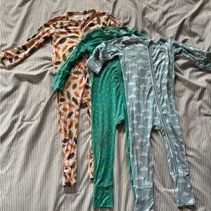 Cozy Kids One Pieces Footies Set - Leaf, Green, and Cloud Patterns